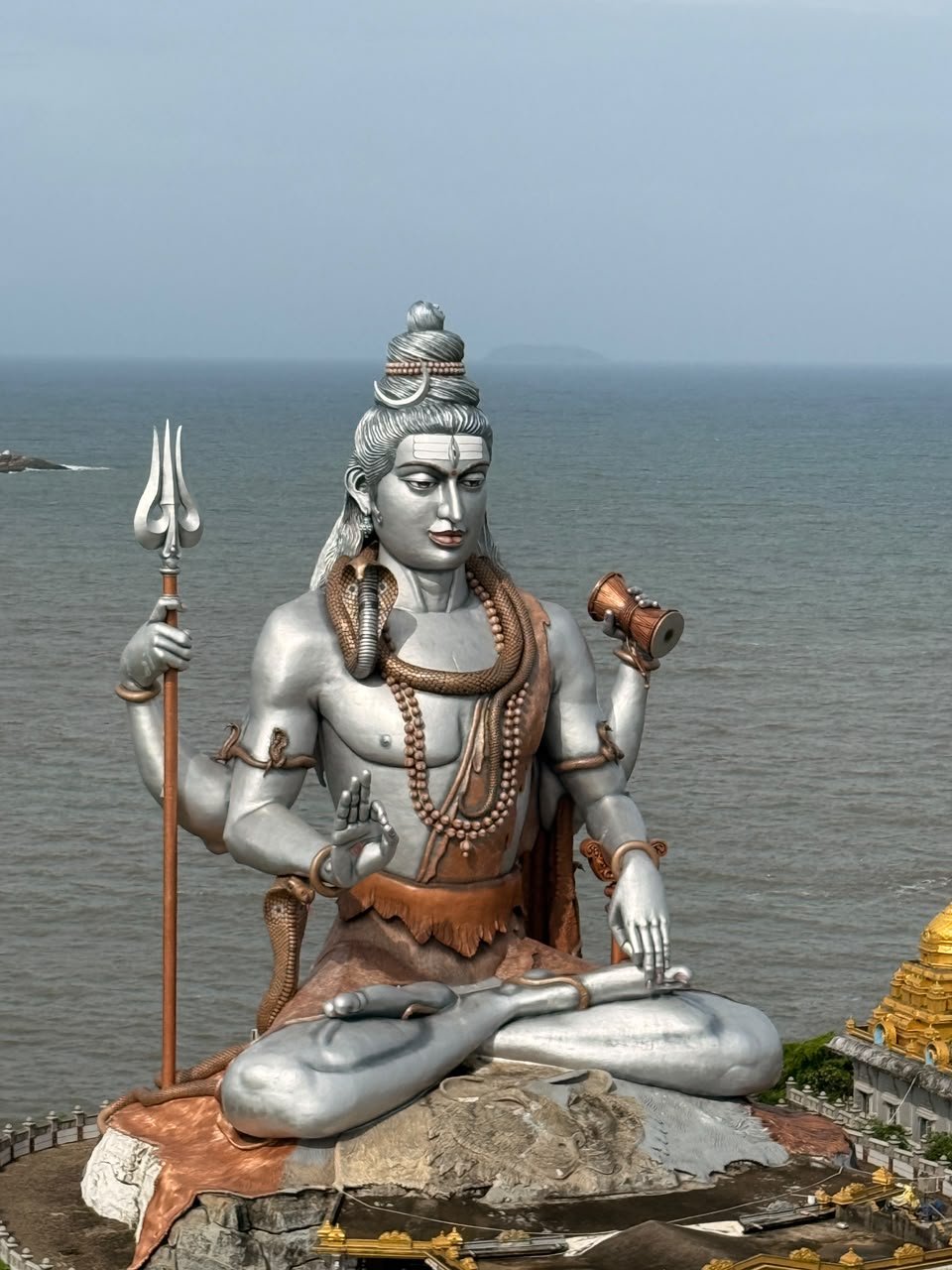 Murudeshwar Temple: Complete Travel Guide, History & How to Reach (2026)